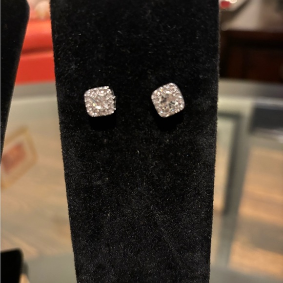 Three piece jewelry set - Picture 3 of 5